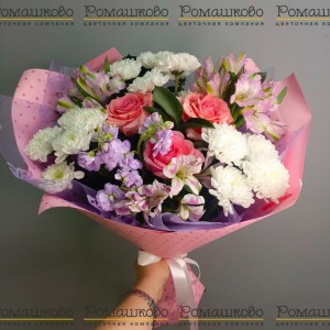 Превью Букет из хризантем «Розовое украшение»