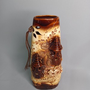 Превью Ваза Зарина с замками