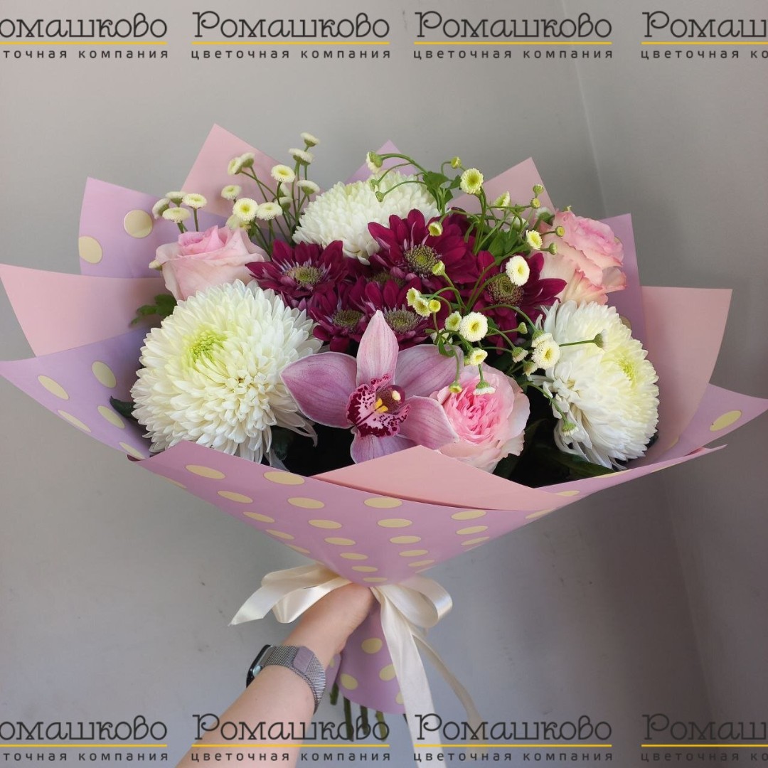 Букет из хризантем «Дива»