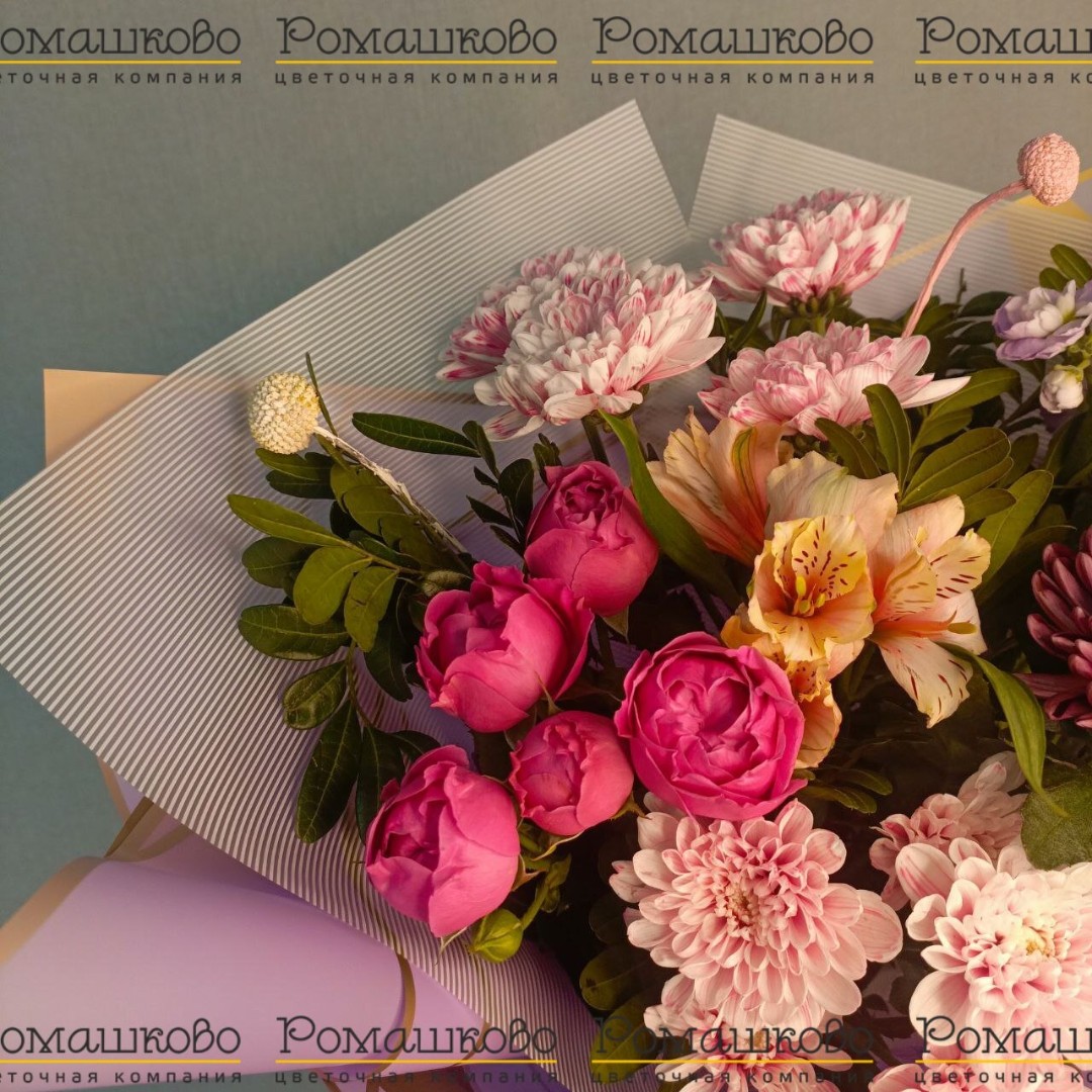 Букет «Розовая призма»