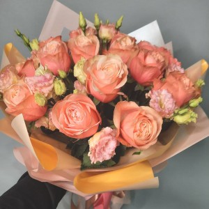 Превью Букет из роз «Фернанд»