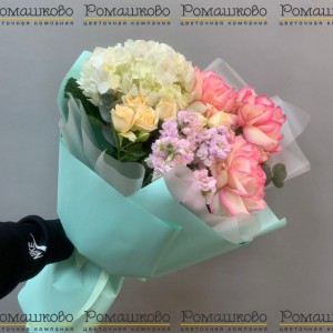 Превью Букет из роз «Фредерика»