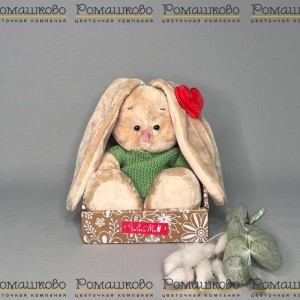 Превью Зайка Ми в свитере с сердечком на ушке