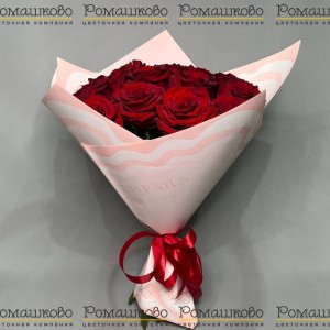 Превью Букет из 19 красных роз Эксплорер