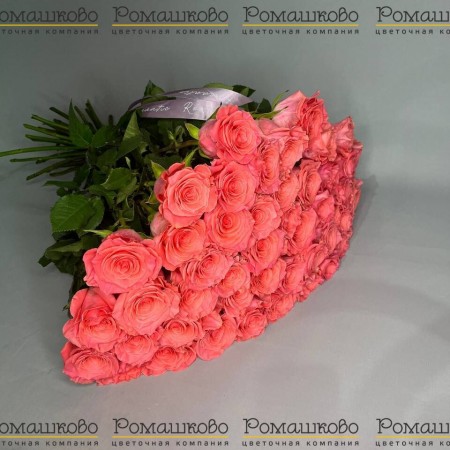 Букет из 51 розы Amsterdam  (60 см) за 15 040 - «Ромашково» в Красноярске