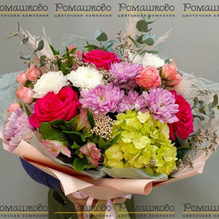Букет из гортензий «Большой привет»