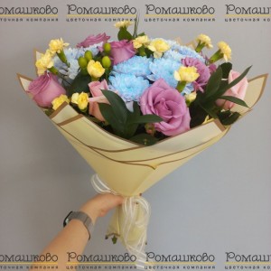 Превью Букет из хризантем «Заря над полями»