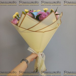 Превью Букет из хризантем «Заря над полями»