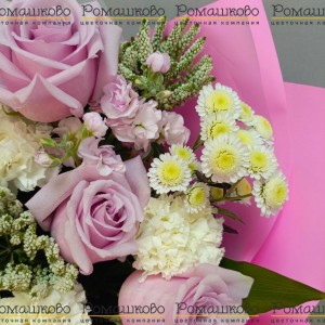 Превью Букет из роз «Роскошь природы»