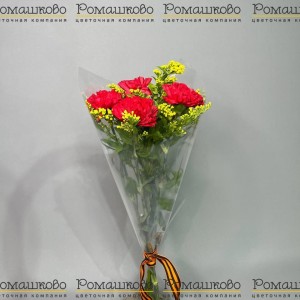 Превью Букет из гвоздик «Небо героев»