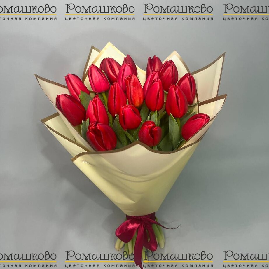 Букет из 21 красного тюльпана