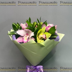 Превью Букет из орхидей 