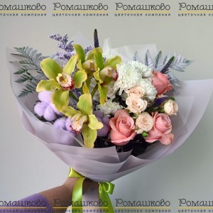 Превью Букет из орхидей 