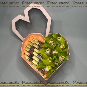 Превью Композиция из орхидей 