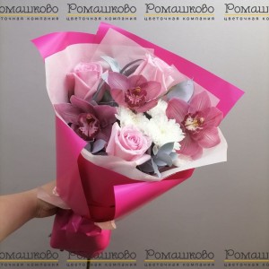 Превью Букет из орхидей 