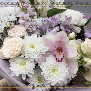 Превью Букет из орхидей 