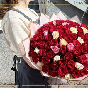 Превью Букет из 101 розы Кения (50см)