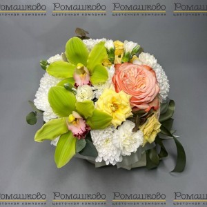 Превью Шляпная коробка цветов с цветами «Цветочный рейс»