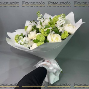 Превью Букет из пионов «У любви чудесный вкус»