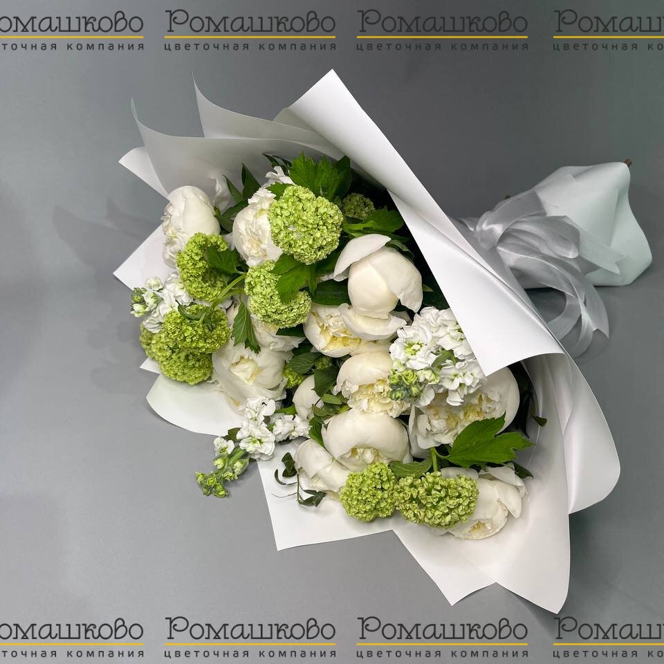 Букет из пионов «У любви чудесный вкус»