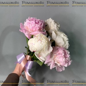 Превью Букет из пионов «Открой свое сердце»