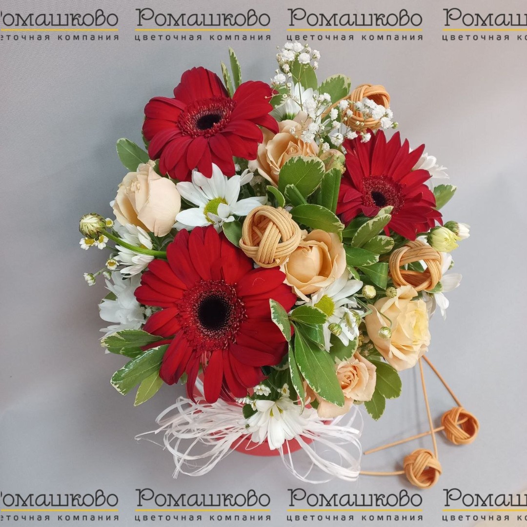 Шляпная коробка цветов «Нектар любви»