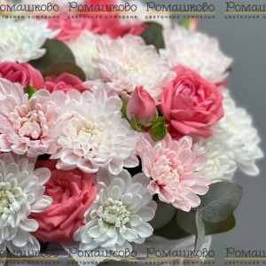 Превью Шляпная коробка с цветами «Чарующая гармония»