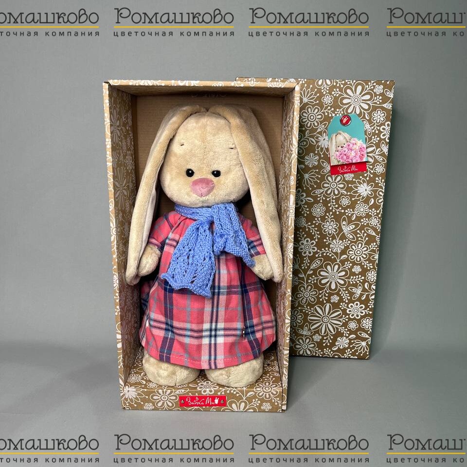 Зайка Ми в голубом шарфе