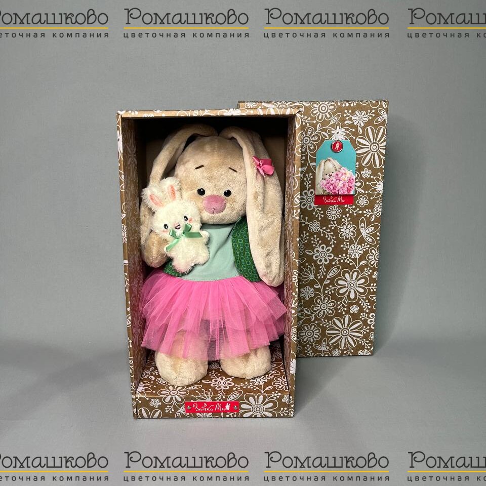 Зайка Ми в мято-розовом комплекте и зайчиком