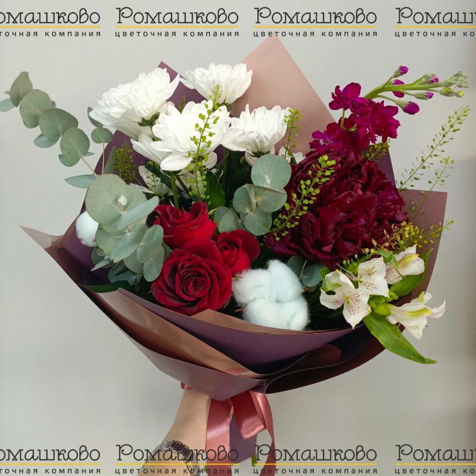 Букет «Алая весна»