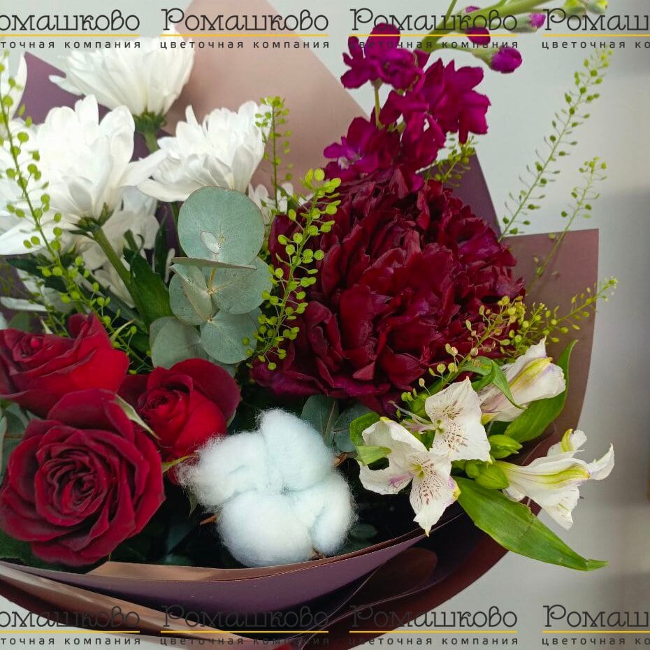 Букет «Алая весна»