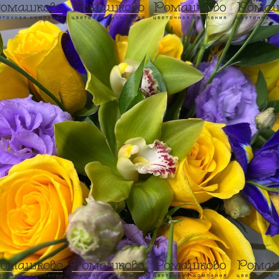 Букет из орхидей 