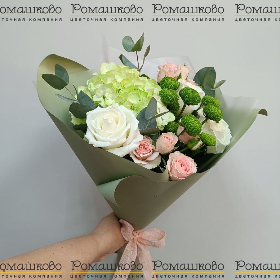 Букет из гортензий «Смарагдовый оазис»