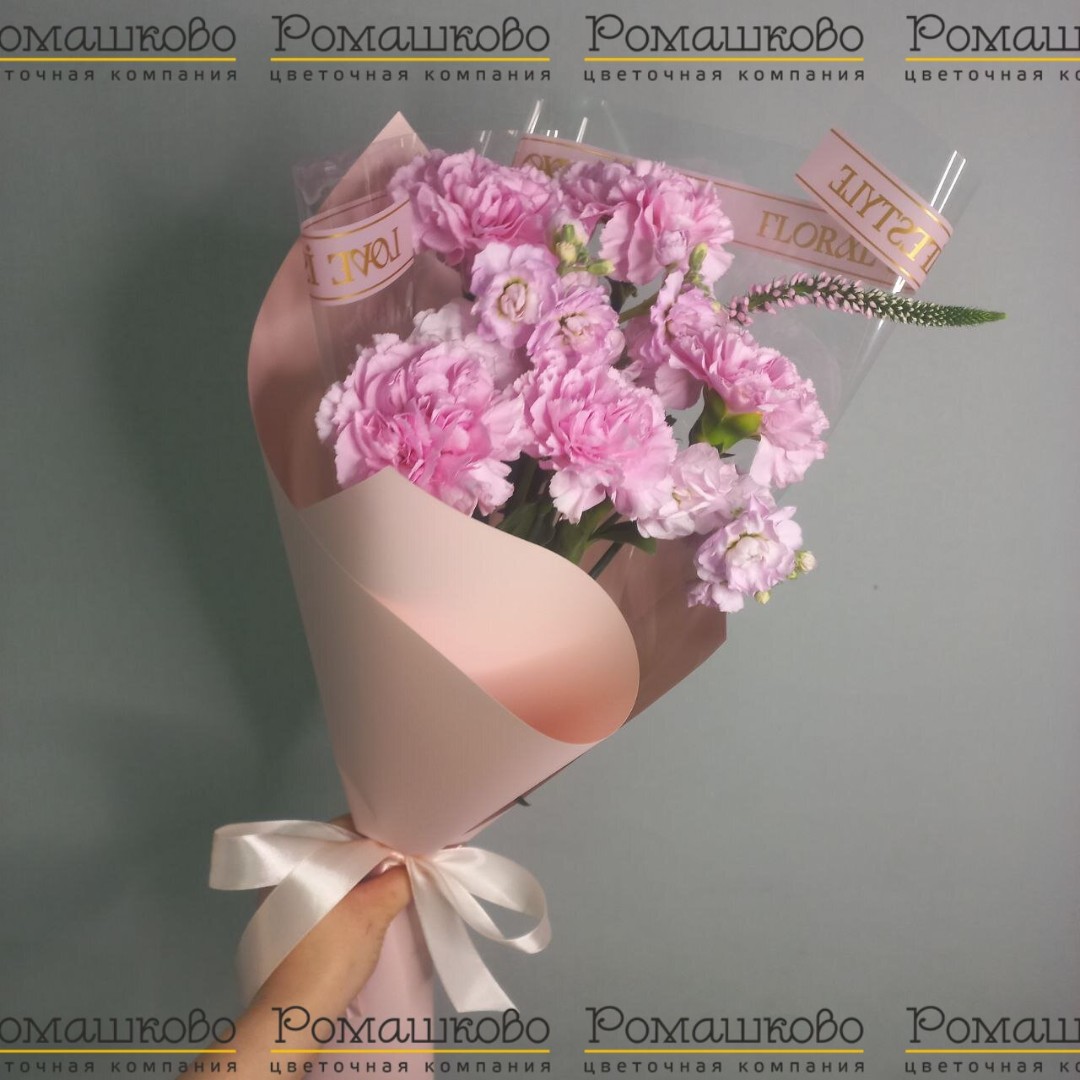 Букет из гвоздик «Цветочные мелодии»