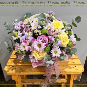 Превью Корзина с цветами «Цветочный сюрприз»