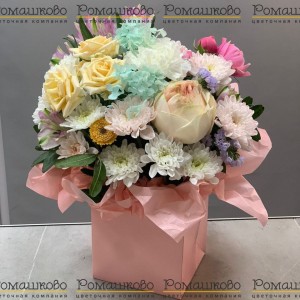 Превью Шляпная коробка с цветами «Жемчуг красоты»