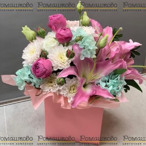 Превью Шляпная коробка с цветами «Цветы для сердца»