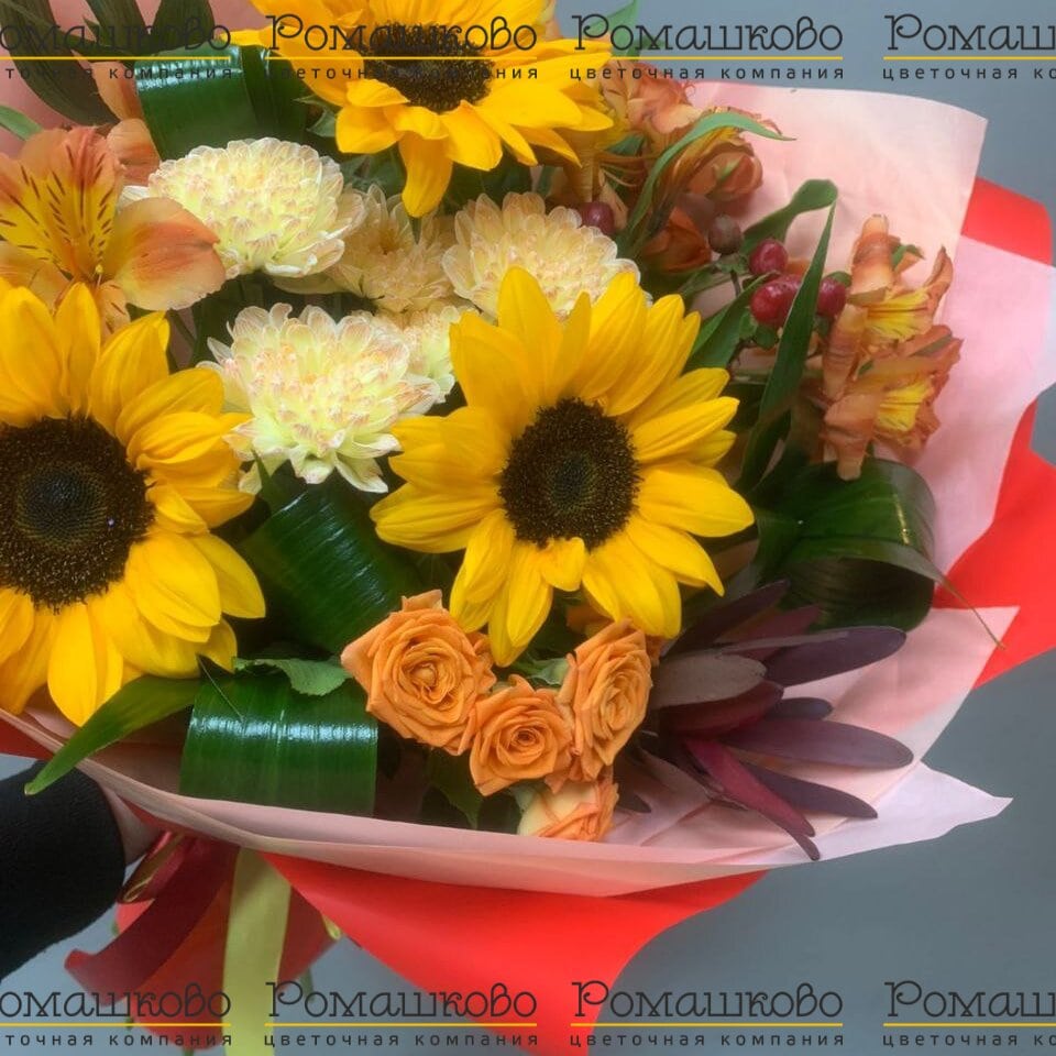 Букет из подсолнухов «Золотые цветы»