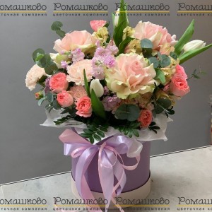 Превью Шляпная коробка с цветами «Мягкое сияние»