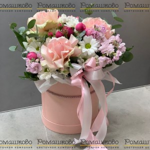 Превью Шляпная коробка с цветами «Цветущая любовь»