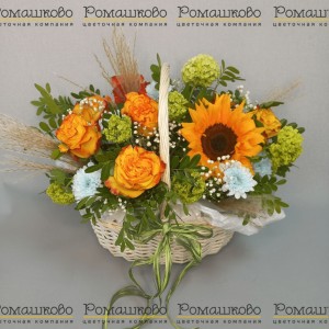 Превью Корзина с цветами «Сад в корзинке»