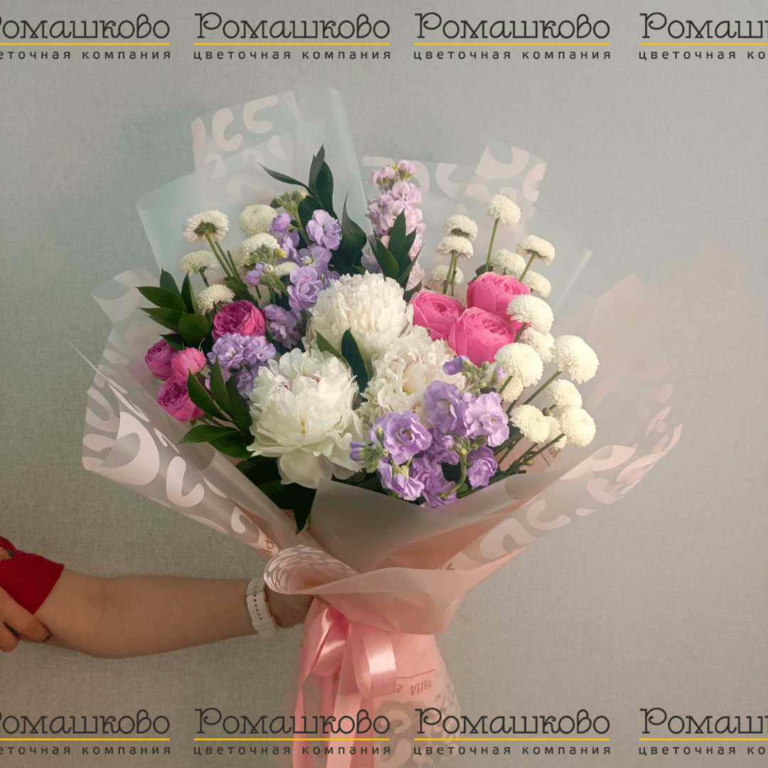 Букет из пионов «Нежность лепестков»